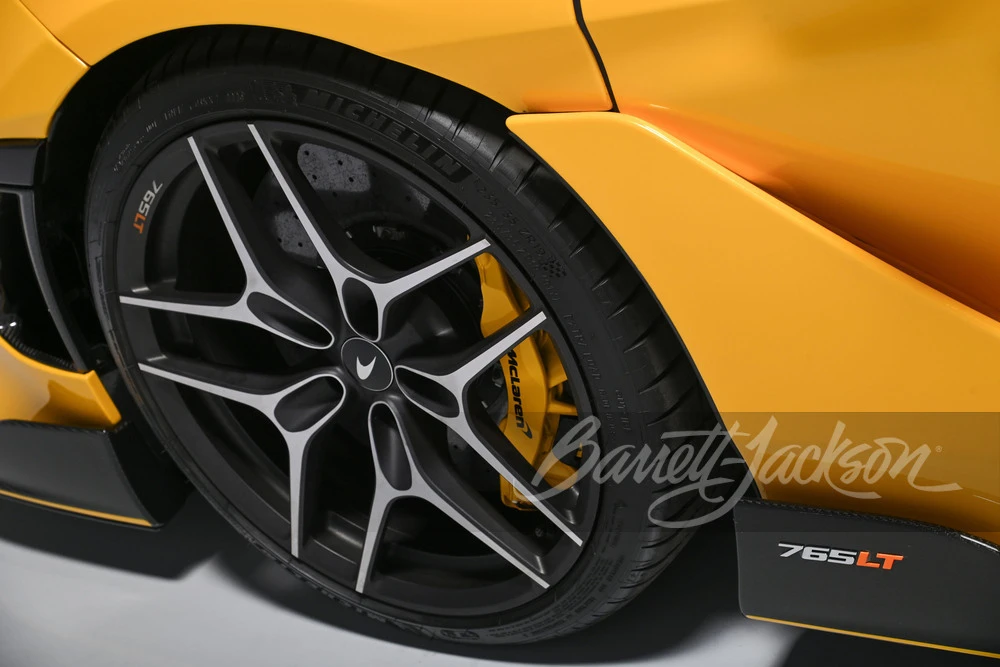 2022 McLaren 765LT Spider - Image 16 of 31