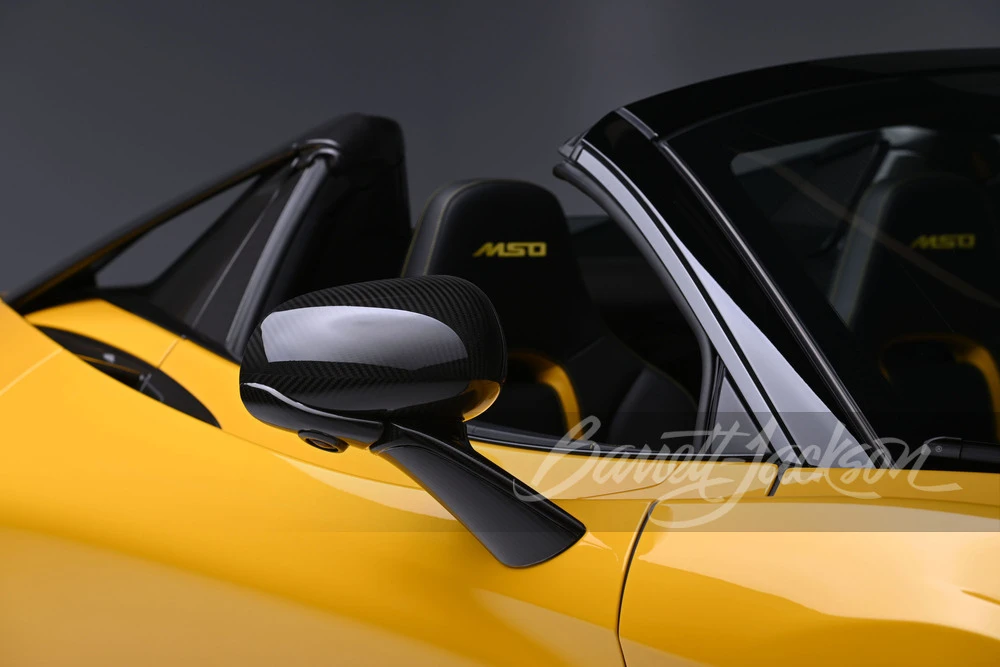 2022 McLaren 765LT Spider - Image 17 of 31