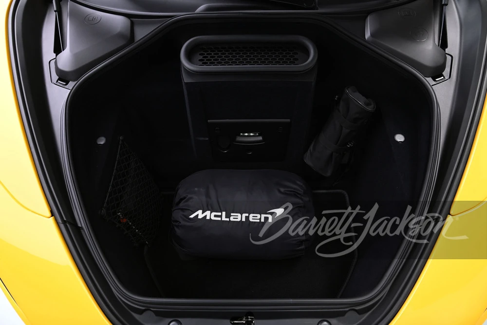 2022 McLaren 765LT Spider - Image 26 of 31