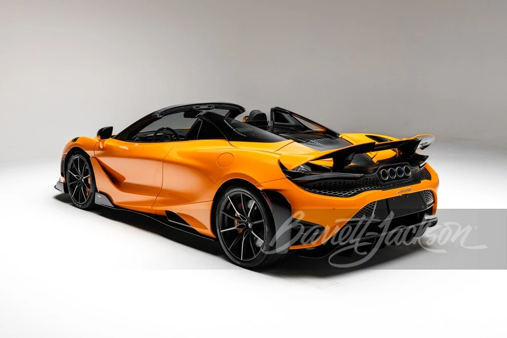 2022 McLaren 765LT Spider - Image 2 of 30