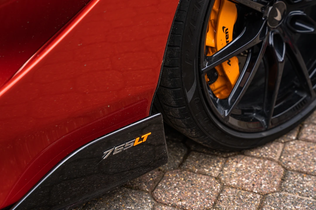 2022 McLaren 765LT Spider - Image 24 of 31