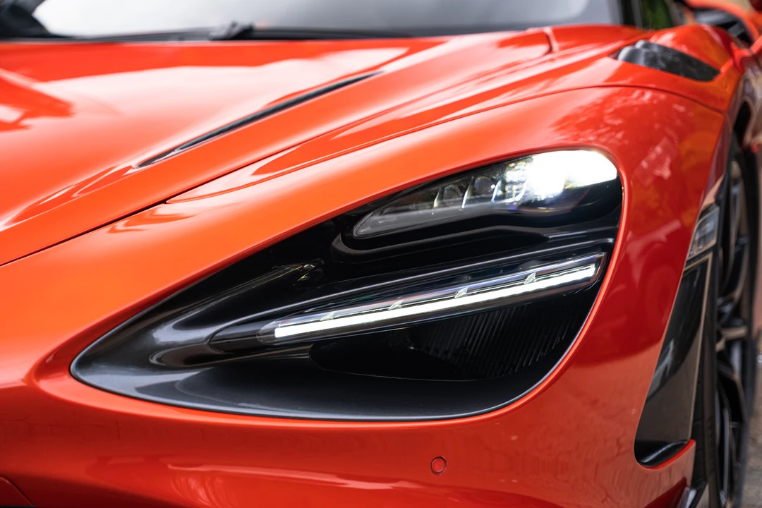 2022 McLaren 765LT Spider - Image 18 of 31