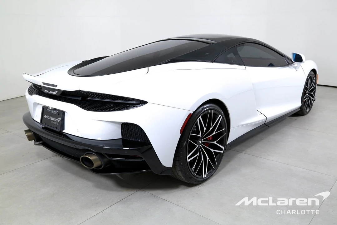 2022 McLaren GT - Image 9 of 12