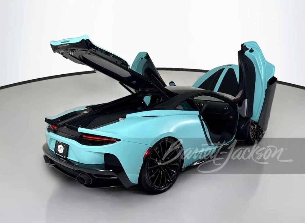 2022 McLaren GT - Image 3 of 5