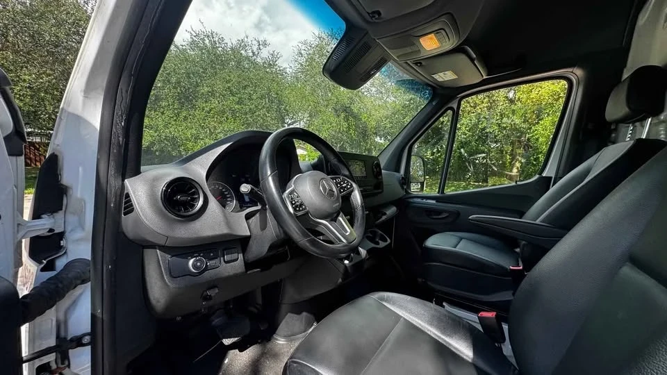 2022 Mercedes-Benz VS30 Sprinter - Image 6 of 9