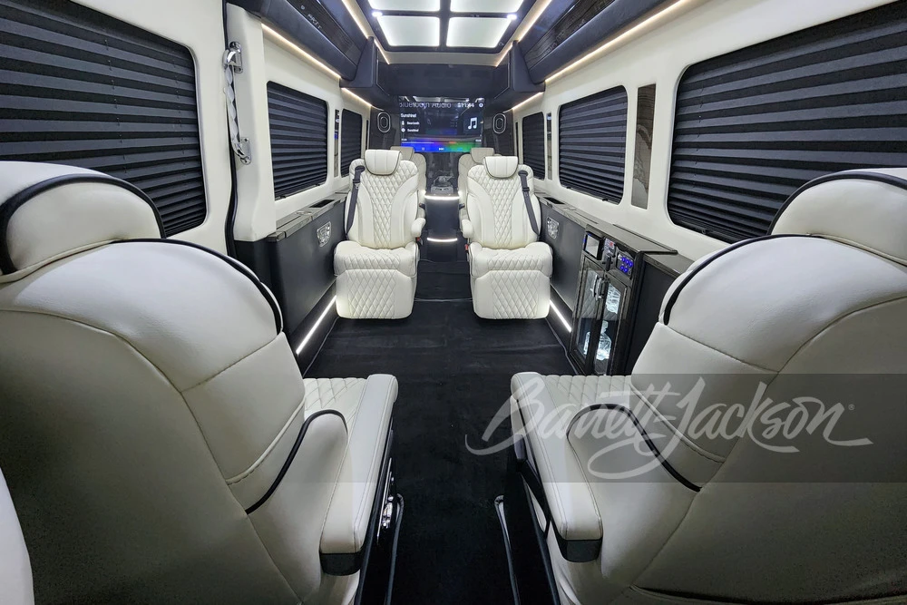2022 Mercedes-Benz VS30 Sprinter - Image 4 of 31