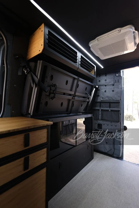 2022 Mercedes-Benz VS30 Sprinter - Image 18 of 25