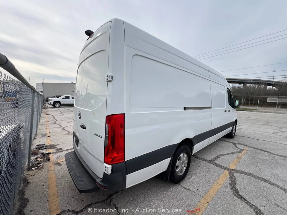 2022 Mercedes-Benz VS30 Sprinter - Image 4 of 12