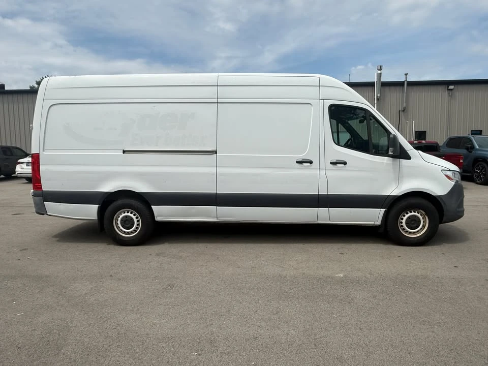 2022 Mercedes-Benz VS30 Sprinter - Image 13 of 16