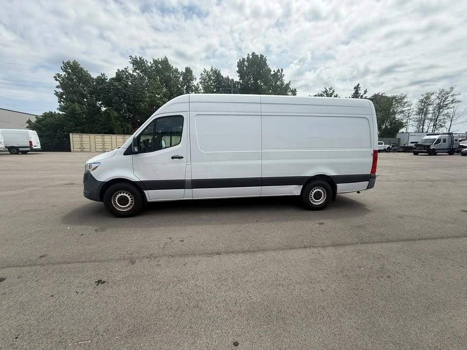 2022 Mercedes-Benz VS30 Sprinter - Image 12 of 16
