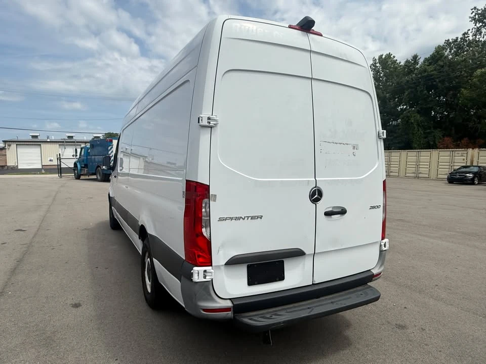 2022 Mercedes-Benz VS30 Sprinter - Image 5 of 16