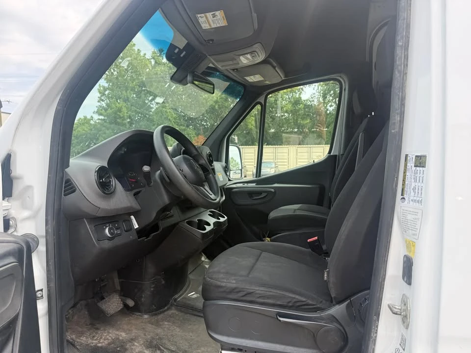 2022 Mercedes-Benz VS30 Sprinter - Image 9 of 16