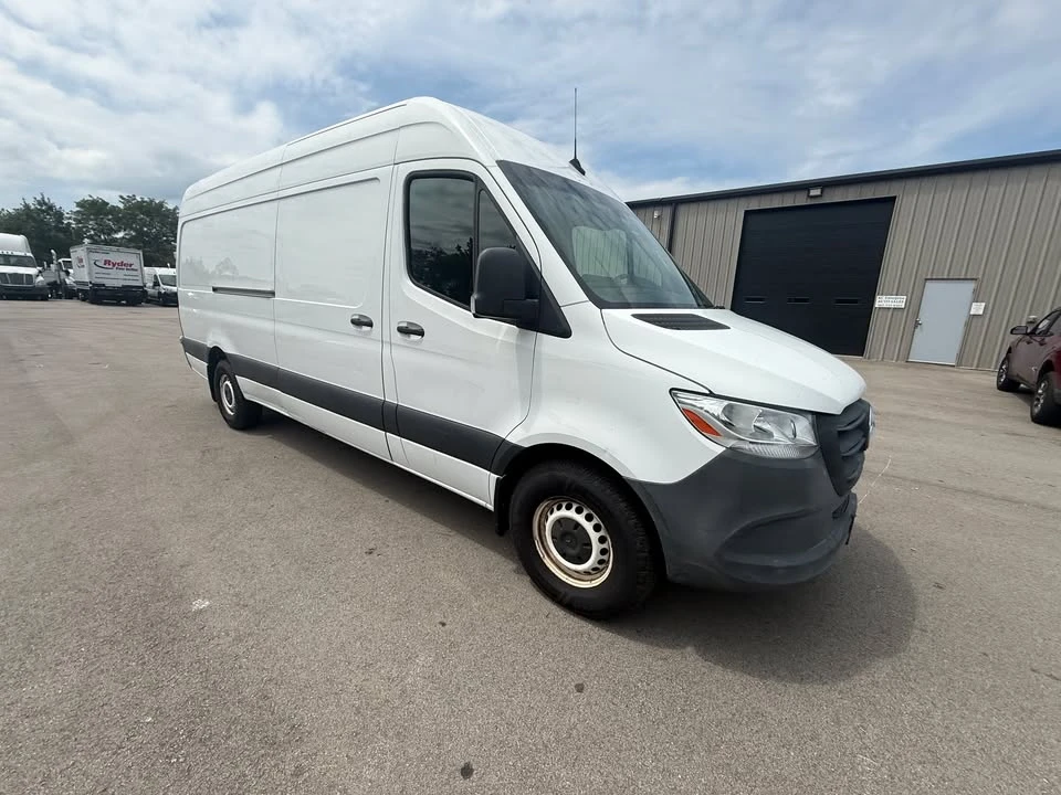 2022 Mercedes-Benz VS30 Sprinter - Image 3 of 16