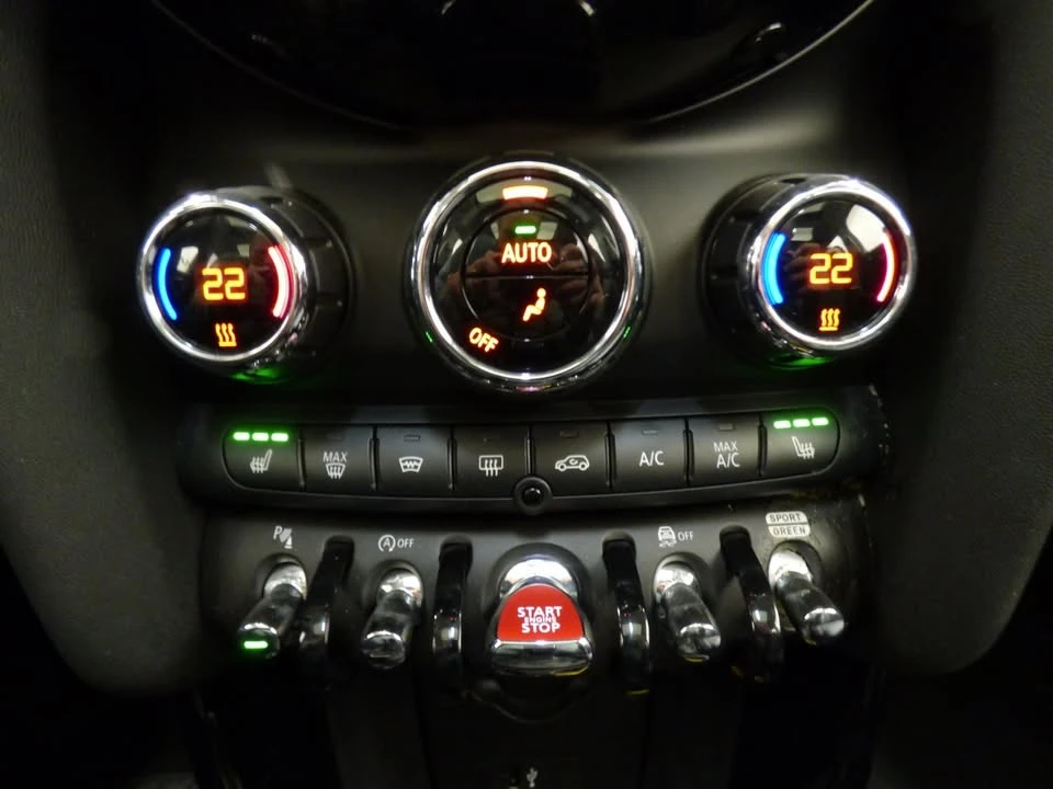 2022 Mini Mini Cooper S 3rd Gen - Image 10 of 20