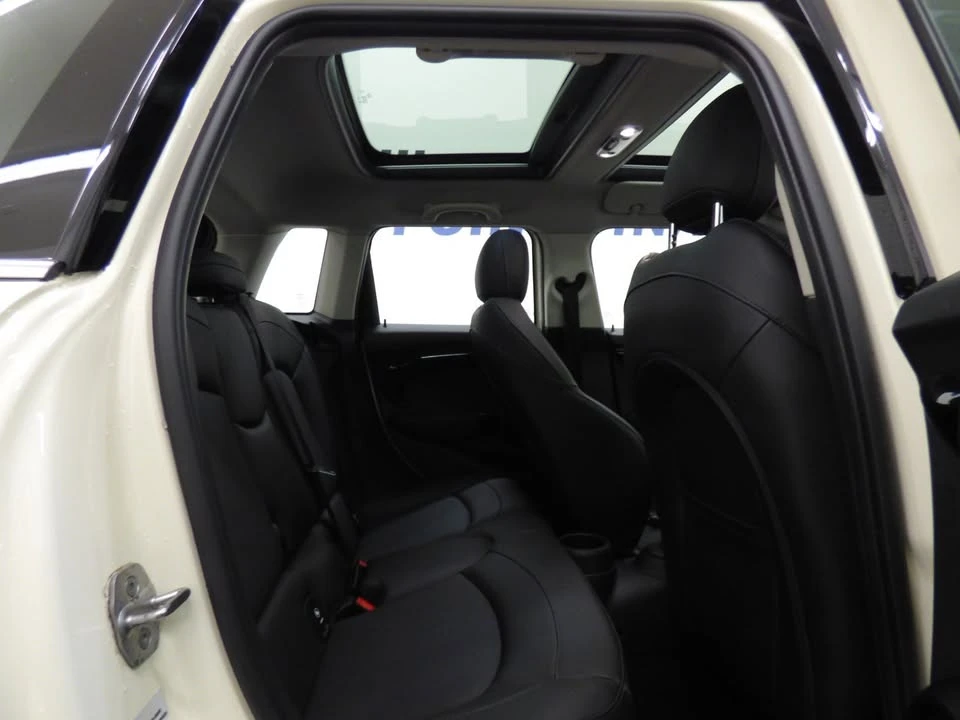 2022 Mini Mini Cooper S 3rd Gen - Image 18 of 20