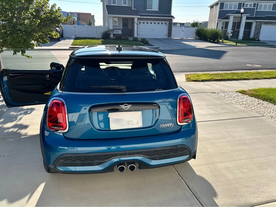2022 Mini Mini 3rd Gen - Image 2 of 8