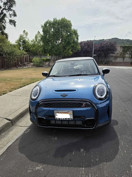 2022 Mini Mini 3rd Gen - Image 3 of 4