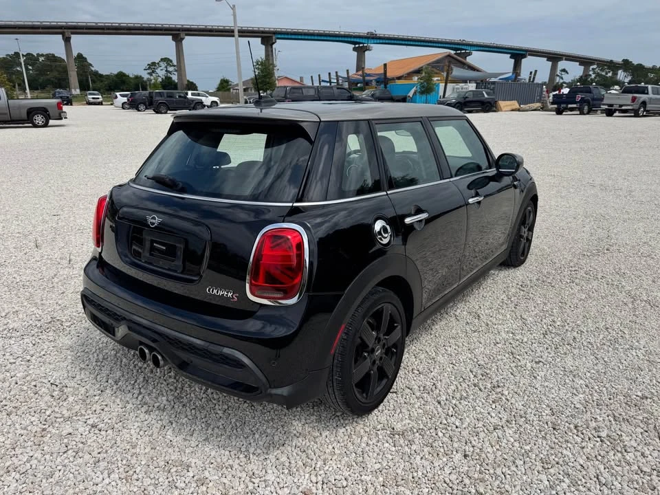 2022 Mini Mini Cooper S 3rd Gen - Image 5 of 17