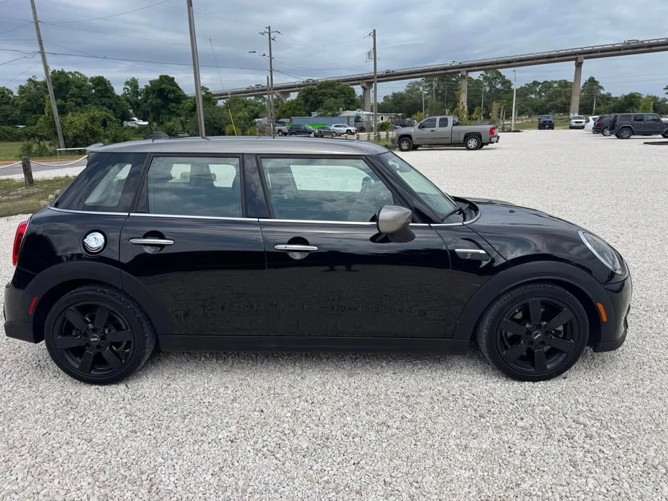 2022 Mini Mini Cooper S 3rd Gen - Image 4 of 17