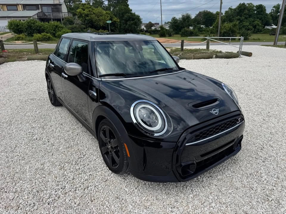 2022 Mini Mini Cooper S 3rd Gen - Image 3 of 17