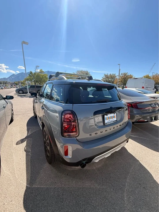 2022 Mini Mini 3rd Gen - Image 2 of 5