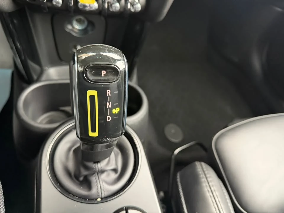 2022 Mini Mini Cooper S 3rd Gen - Image 12 of 15