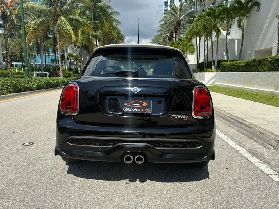 2022 Mini Mini Cooper S 3rd Gen - Image 9 of 12