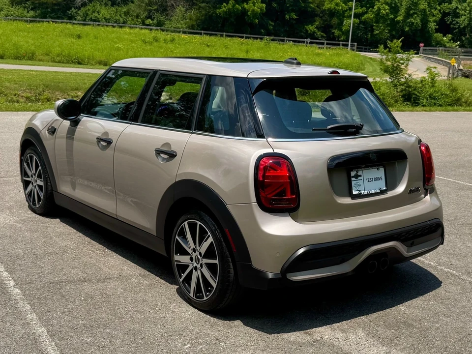 2022 Mini Mini Cooper S 3rd Gen - Image 4 of 12