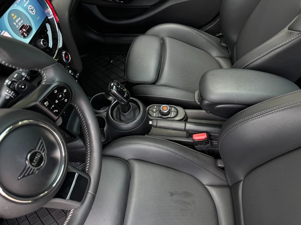 2022 Mini Mini Cooper S 3rd Gen - Image 12 of 21