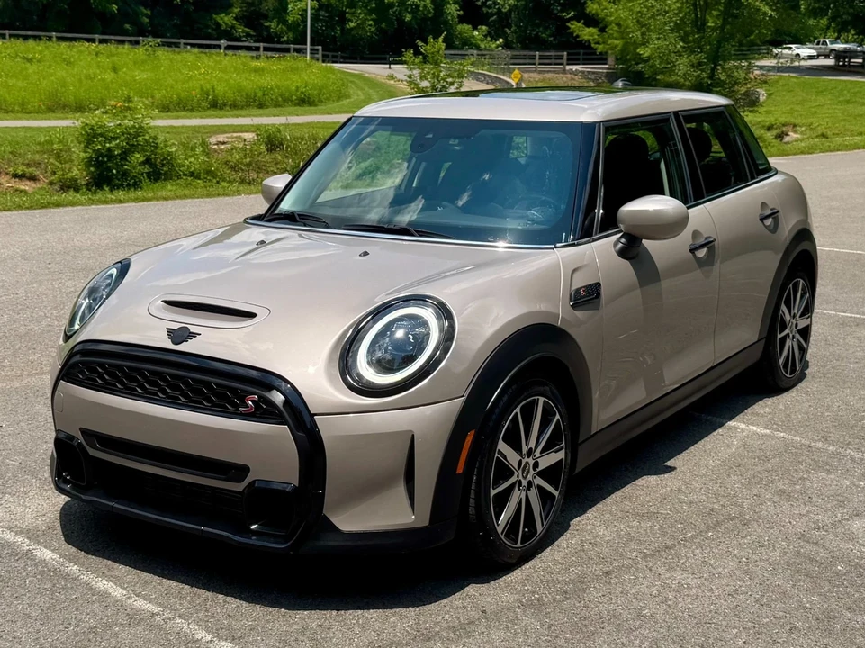 2022 Mini Mini Cooper S 3rd Gen - Image 2 of 12