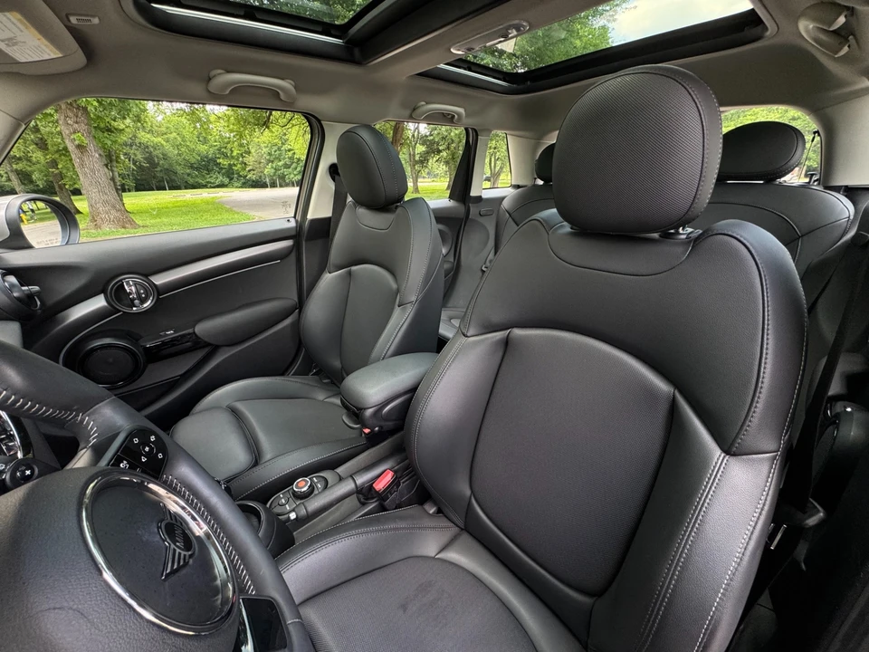 2022 Mini Mini Cooper S 3rd Gen - Image 11 of 21
