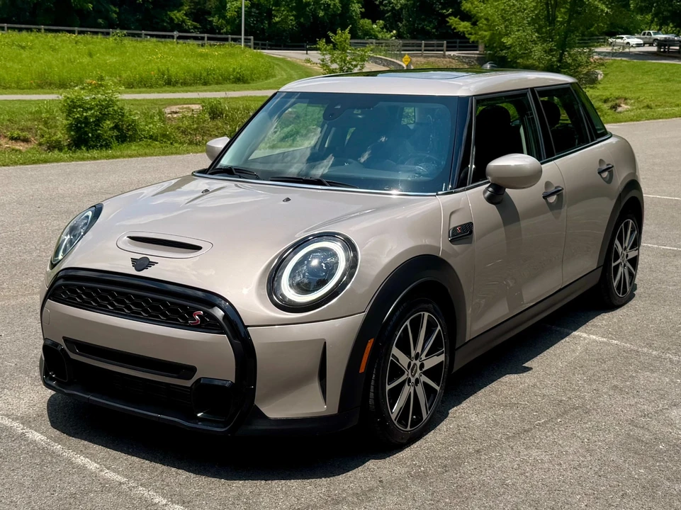 2022 Mini Mini Cooper S 3rd Gen - Image 2 of 21