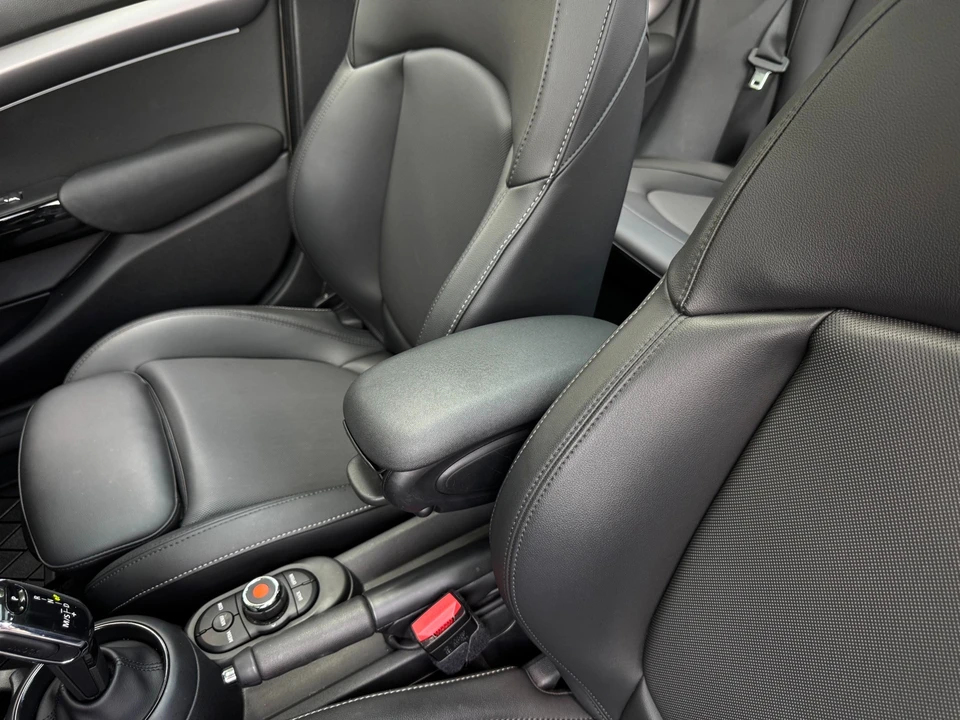 2022 Mini Mini Cooper S 3rd Gen - Image 13 of 21