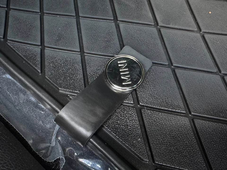 2022 Mini Mini Cooper S 3rd Gen - Image 17 of 21