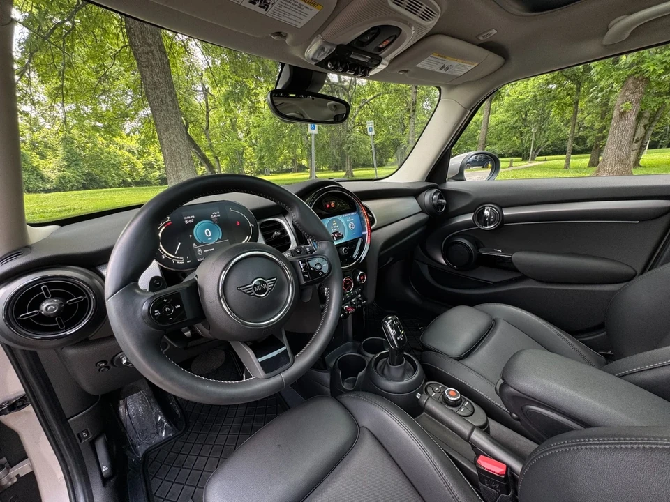 2022 Mini Mini Cooper S 3rd Gen - Image 10 of 12