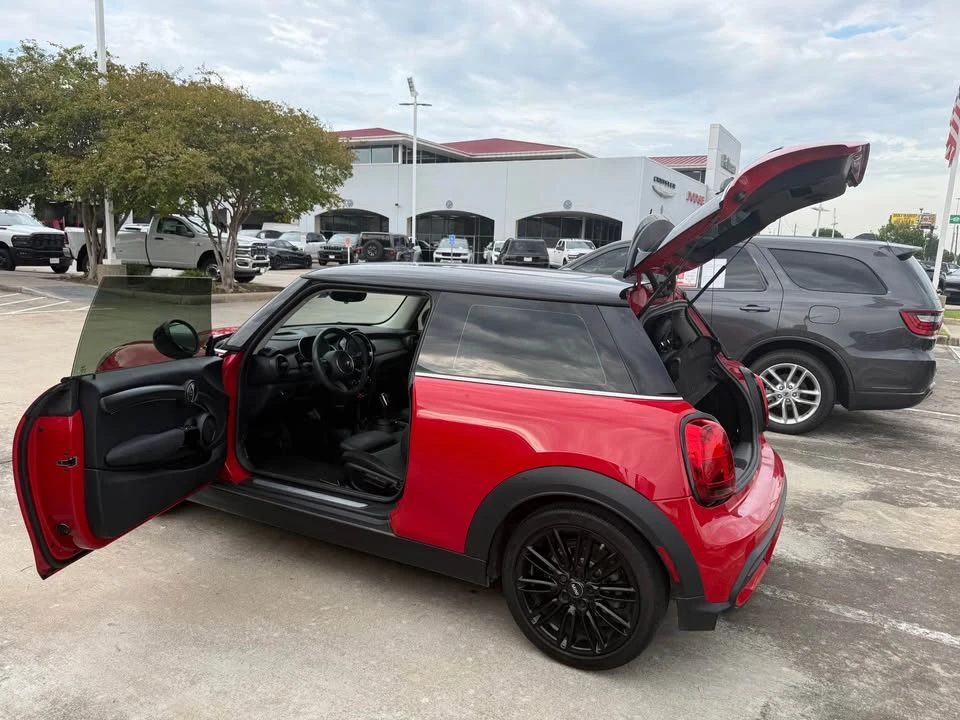 2022 Mini Mini Cooper S 3rd Gen - Image 7 of 20