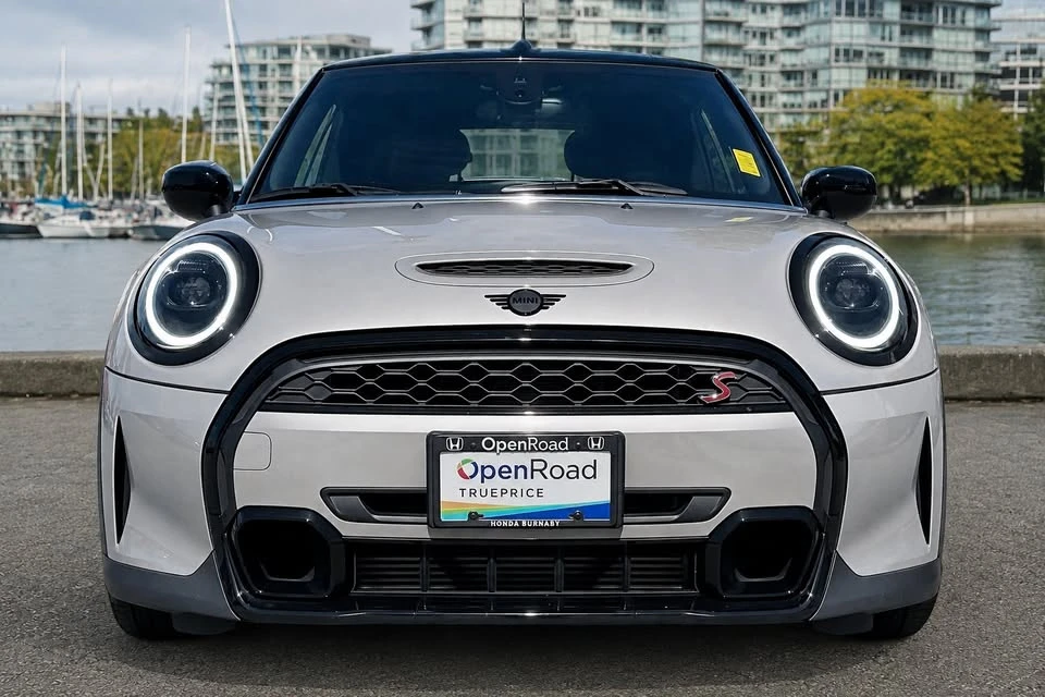 2022 Mini Mini Cooper S 3rd Gen - Image 5 of 19