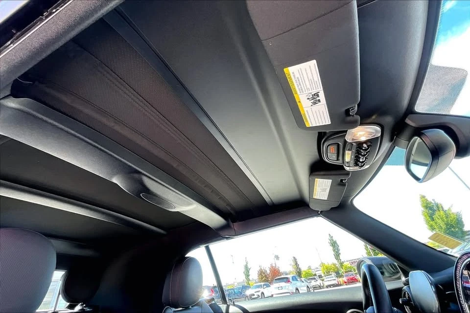 2022 Mini Mini Cooper S 3rd Gen - Image 10 of 19