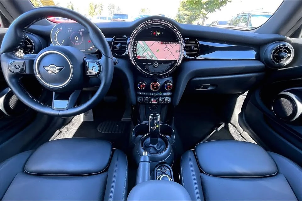 2022 Mini Mini Cooper S 3rd Gen - Image 11 of 19