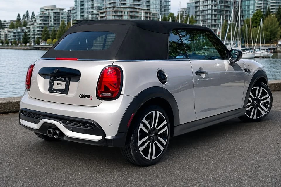 2022 Mini Mini Cooper S 3rd Gen - Image 4 of 19