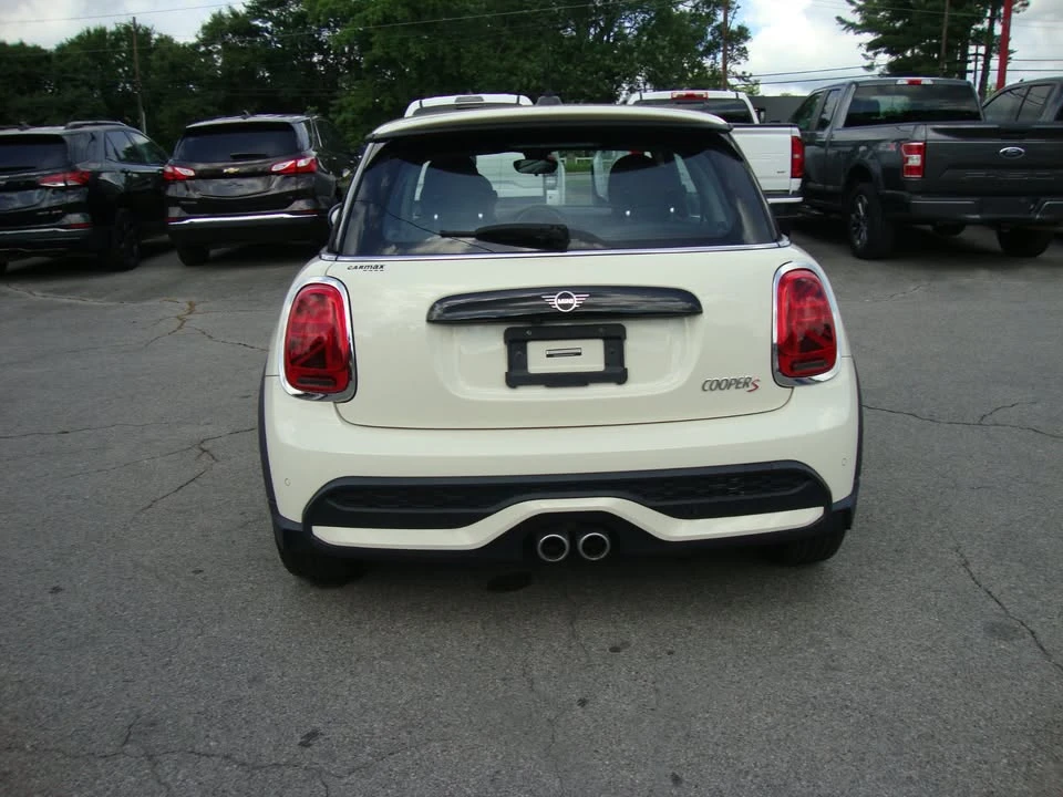 2022 Mini Mini Cooper S 3rd Gen - Image 14 of 18