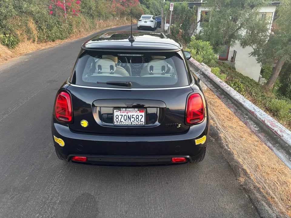 2022 Mini Mini 3rd Gen - Image 2 of 20