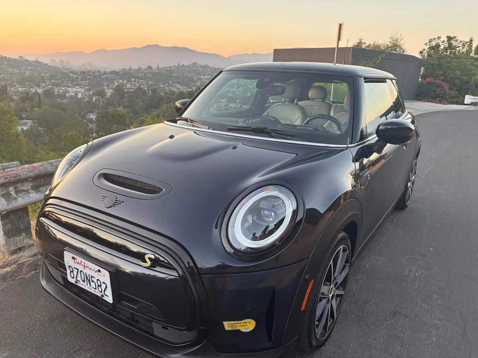 2022 Mini Mini 3rd Gen - Image 13 of 20