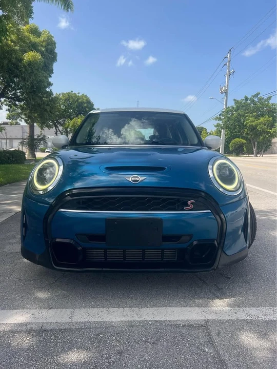 2022 Mini Mini 3rd Gen - Image 3 of 9