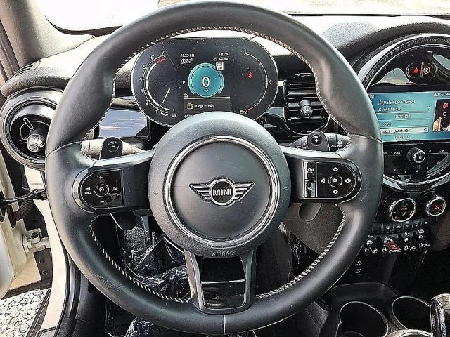2022 Mini Mini Cooper S 3rd Gen - Image 10 of 16