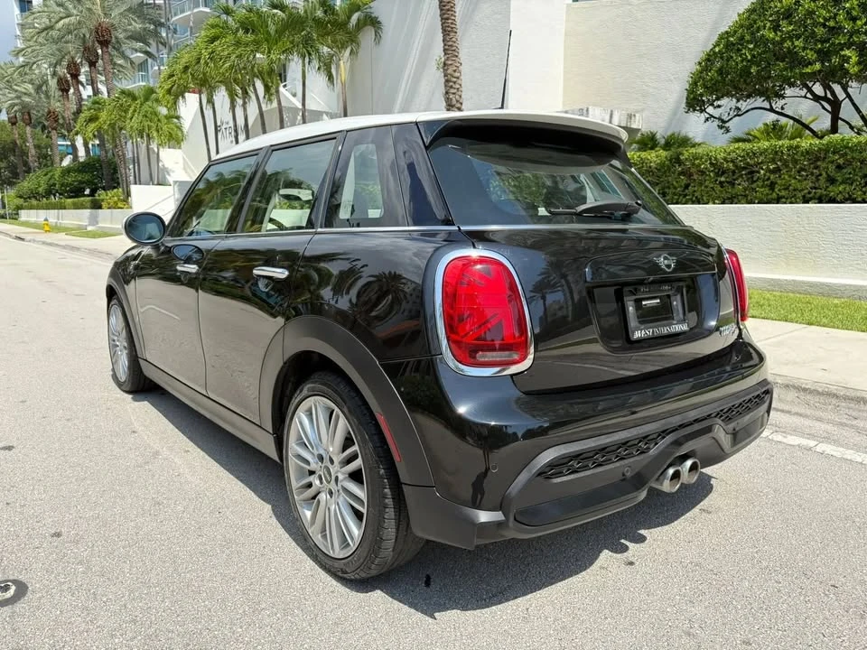 2022 Mini Mini Cooper S 3rd Gen - Image 4 of 19