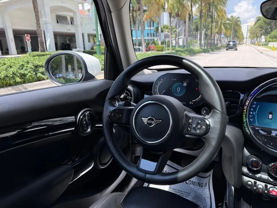 2022 Mini Mini Cooper S 3rd Gen - Image 8 of 19