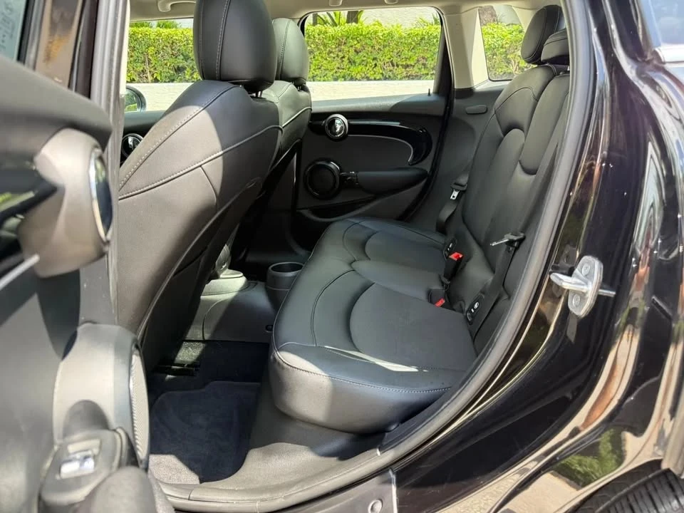 2022 Mini Mini Cooper S 3rd Gen - Image 18 of 19