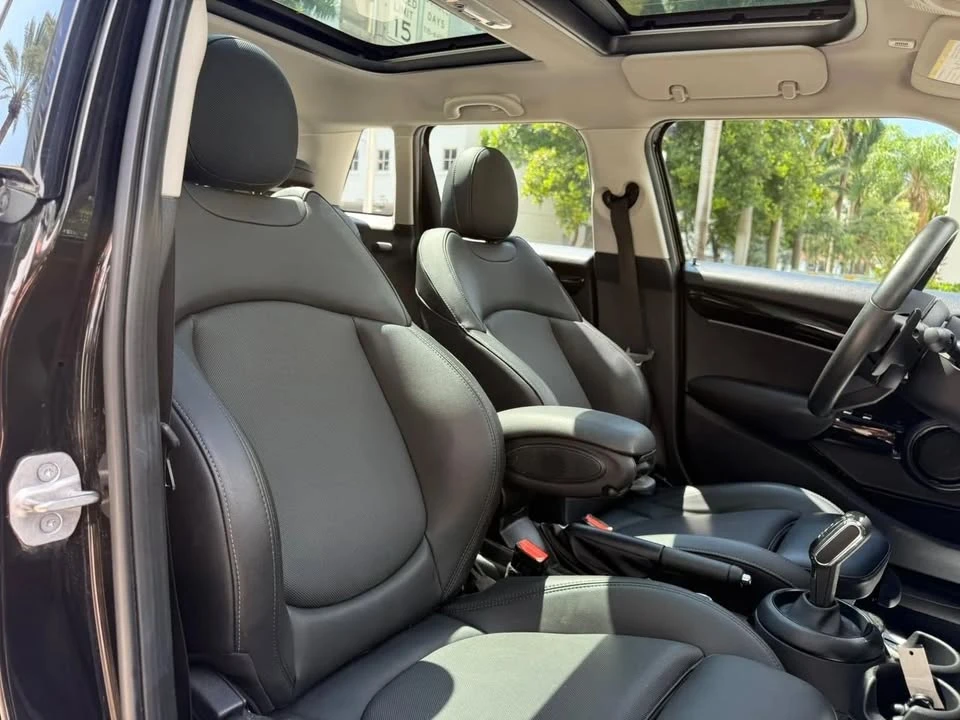 2022 Mini Mini Cooper S 3rd Gen - Image 16 of 19