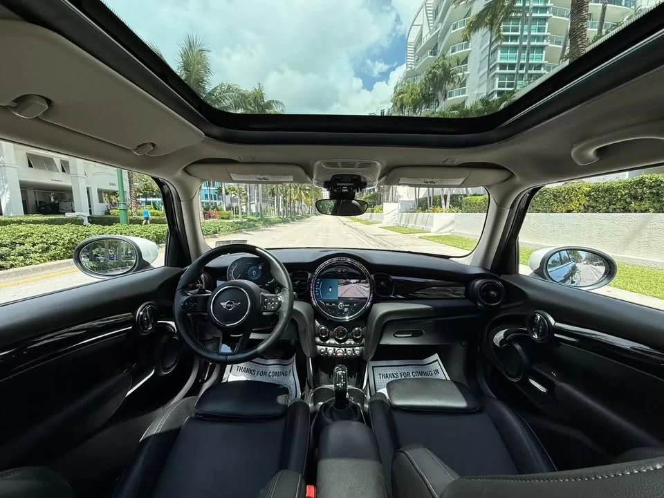 2022 Mini Mini Cooper S 3rd Gen - Image 15 of 19